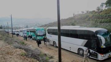 مئات المستوطنين يقتحمون أراضي المواطنين شمال نابلس