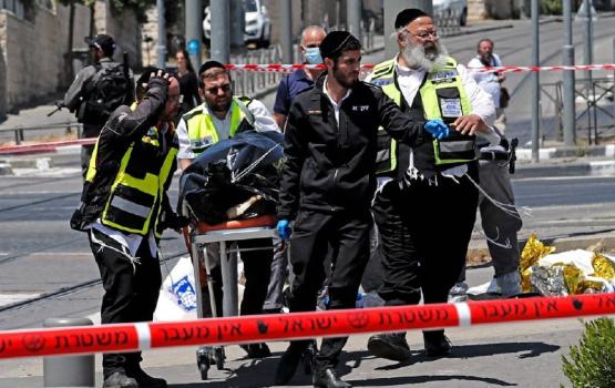  إصابة جندي صهيوني طعناً قرب الخليل واستشهاد المنفذ 