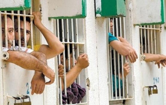 ثلاثة أسرى يواصلون الإضراب عن الطعام ..والاسير الاخرس يدخل يومه الـ"50"