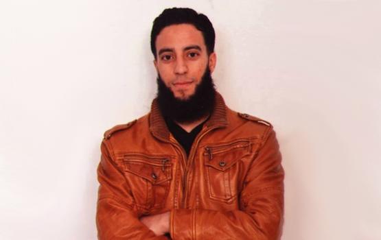 الأسير صدام عوض يعلّق إضرابه التضامني مع الشيخ عدنان