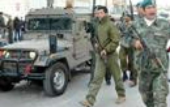 امن السلطة الفلسطينية يسلم صهيونيين لجيش الاحتلال دخلا مدينة قلقيلية
