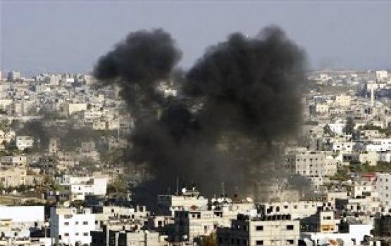 جهات عربية حذرت الفصائل الفلسطينية من توجيه ضربة عنيفة للقطاع في حال لم تتحرك ملفات التهدئة والجندي الاسير