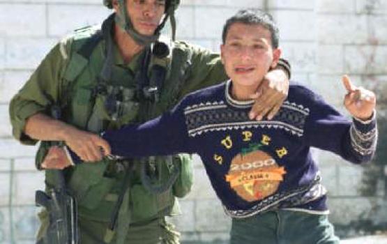 نادي الأسير: 93% من الأطفال المعتقلين بسجون الاحتلال الصهيوني تعرضوا لصنوف مختلفة من التعذيب