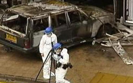 انفجار سيارة مفخخة أمام مقهي "بتل أبيب" علي خلفية جنائية