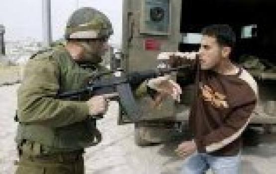 جيش الاحتلال يعتقل  مواطنا على حاجز عسكري صهيوني جنوب مدينة  جنين