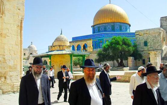 شبان فلسطينيون يحبطون محاولة متطرفين صهاينة من السيطرة على منزل بالقدس المحتلة