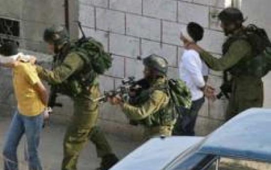 فجر اليوم .. قوات الاحتلال تعتقل9 مواطنين في الضفة المحتلة بدعوى أنهم "مطلوبون"