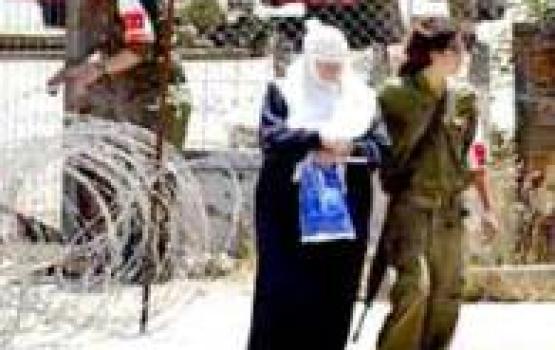 احتجاز أسيرة في قسم للجنائيات بـ"هشارون"