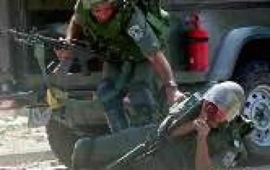 إصابة جندي صهيوني اثر رشقه بالحجارة جنوب رام الله