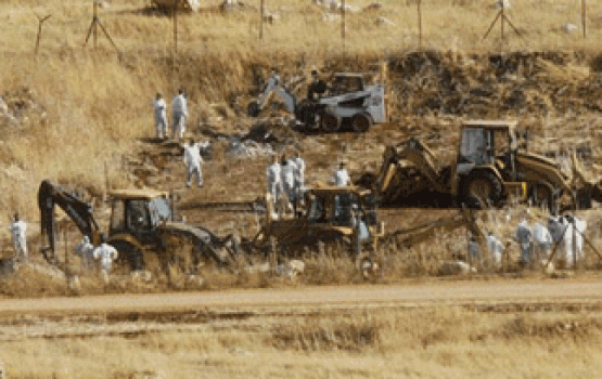 العدو الصهيوني يحتجز273 شهيداً فيما يعرف بمقابر الأرقام وثلاجات الموتى