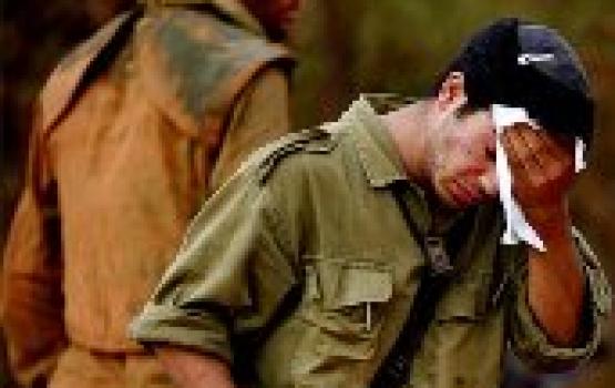 لضربه جندي مستجد.. طرد ضابط بدرجة عقيد من لواء جولاني وإقالته من منصبه!