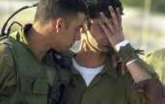 جندي صهيوني يحاول الانتحار أمام القاضي