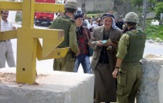 الاحتلال ينصب حاجزين عسكريين شرق وجنوب جنين