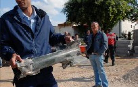 العدو: سقوط صاروخ في النقب المحتل