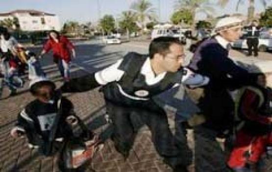 دراسة: سقوط الصواريخ من غزة ادى لزيادة العنف بين المراهقين الصهاينة