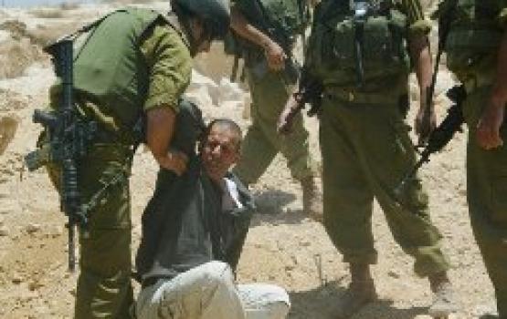 128 اعتداء للاحتلال ومستوطنيه خلال آذار المنصرم