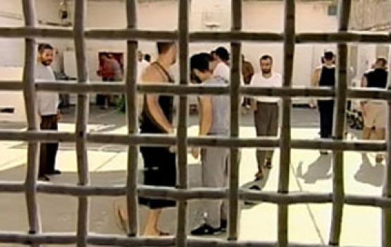 الأسرى للدارسات : تصعيد مكثف في كافة السجون يطال الأطفال والمرضى والأسيرات