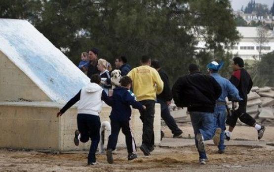 معاريف: الحكومة الصهيونية تصادق على مواصلة منح امتيازات لسكان غلاف غزة