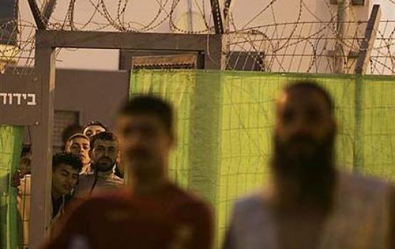 الأسرى حددوا ساعة الصفر لإضرابهم عن الطعام ويتكتمون عليها