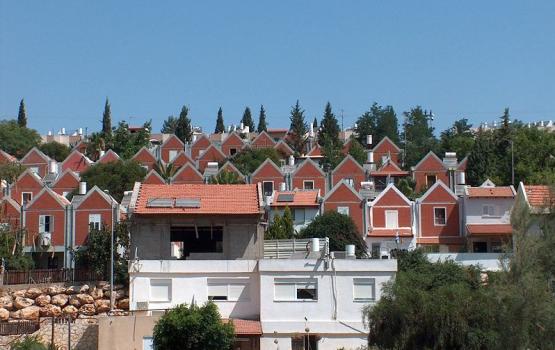 كيبوتس "كيرم شالوم" يستقبل 50 عائلة صهيونية جديدة