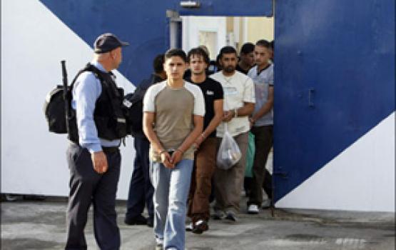 نقل 80 أسيراً من سجن جلبوع الى سجني نفحة وعسقلان