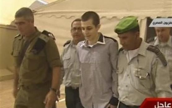 ممثل الموساد الصهيوني يروي كواليس صفقة شاليط