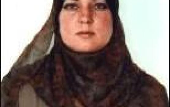 الأسيرة المجاهدة "ايرينا سراحنة" تحتضن ابنتيها بعد فراق طويل