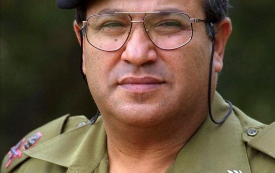 رئيس الموساد الصهيوني الأسبق يهاجم نتانياهو و باراك