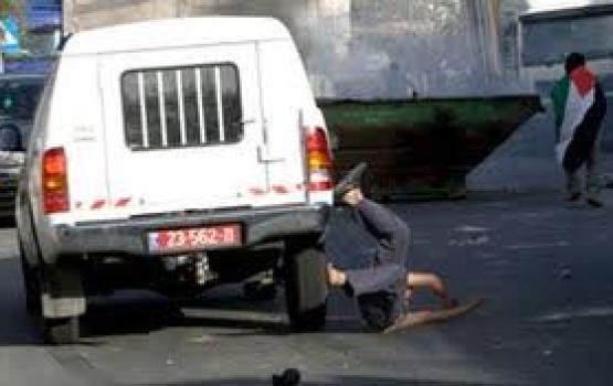 إصابة طفلة دهستها مستوطنة بالخليل