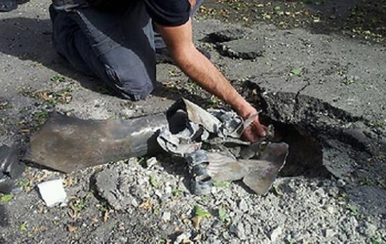 شاهد بالفيديو.. لحظة سقوط صاروخ جراد أطلقته السرايا على أسدود