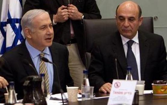 موفاز ونتنياهو يتنافسان على حرب غزة وليبرمان يضغط للتعجيل بها