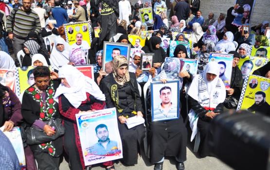 إقامة خيمة اعتصام مناصرة للأسرى قي غزة صباح اليوم