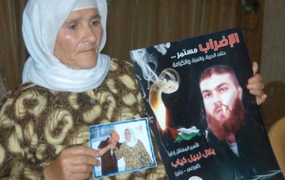 الأسيران الشقيقان بلال وعزام..إما حياة كريمة أو نصر وشهادة