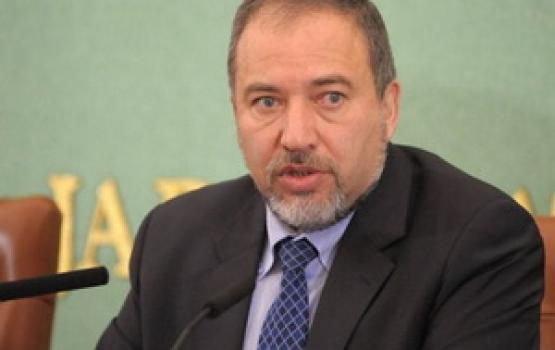 ليبرمان: لا مفر من احتلال كامل لقطاع غزة