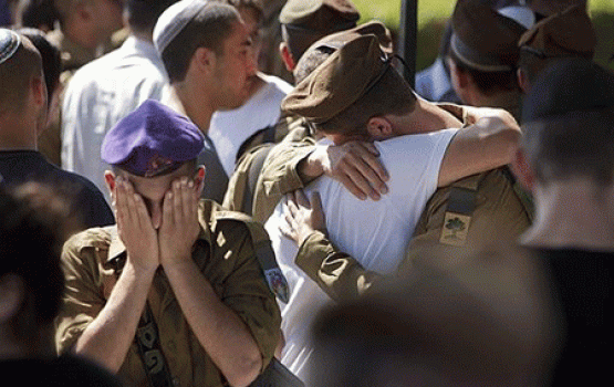 بالصور.. "لواء جولاني" يبكي قتيله بعملية خانيونس