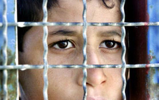 20 طفلاً أسيراً يبدؤون إضرابًا عن الطعام في سجن "هشارون"