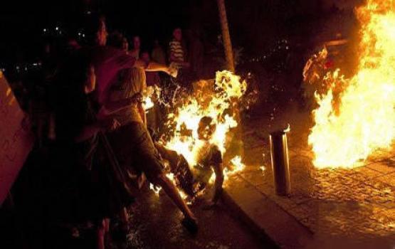 جندي صهيوني يحاول اشعال النار في نفسه بسبب سوء المعاملة