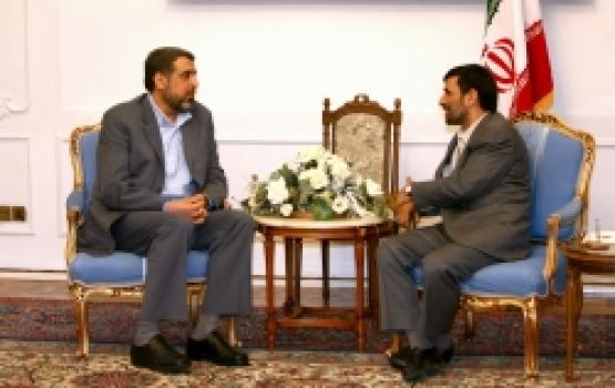 الرئيس نجاد يتصل بالامين العام للجهاد مهنئاً بإنتصار المقاومة