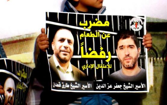 الاحتلال يمنع زيارة 3 من أسرى الجهاد المضربين عن الطعام