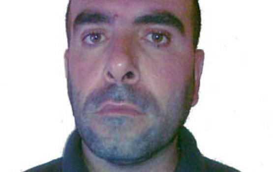 أسير من الخليل يفقد صوته بالكامل بسبب الاهمال الطبي