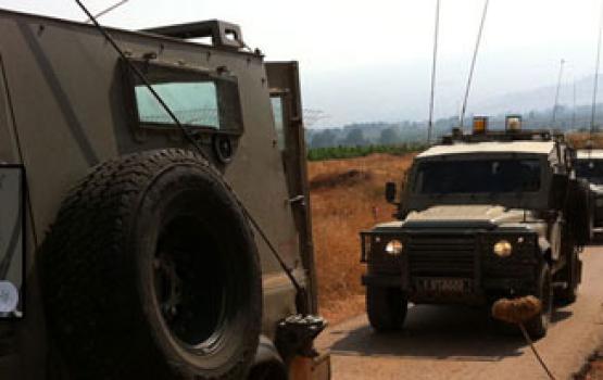 تقل قائد لواء بجيش العدو.. استهداف سيارة صهيونية شرق غزة