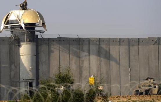 العدو يطلق النار شرق خانيونس