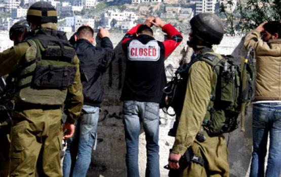 الاحتلال يعتقل 10 مواطنين بالضّفة ويداهم جنين