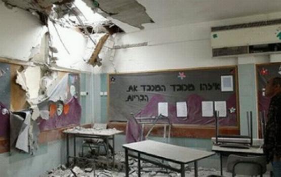 الاحتلال يُحصن 64 مدرسة وروضة قرب غزة