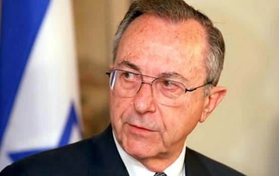 وزير الجيش السابق: الخيار الوحيد أمامنا الاستجابة لمطالب المقاومة