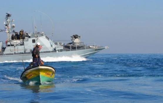 استهداف الصيادين شمال وجنوب القطاع