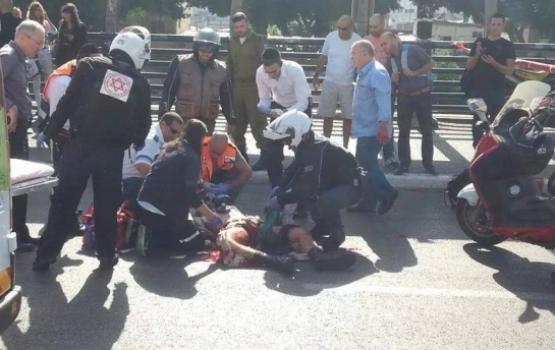 القناة2: وفاة الجندي الذي تعرض للطعن في "تل أبيب"