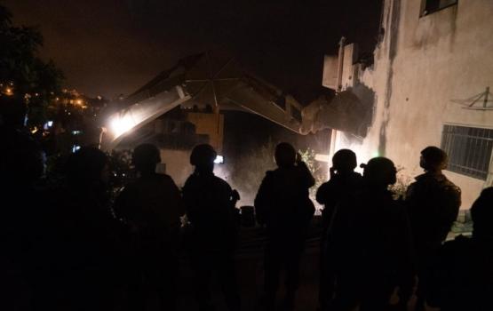 العدو يهدم منزل الشهيد "صالح البرغوثي" منفذ عملية "عوفرا"