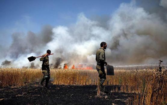 حرائق في "غلاف غزة" بفعل طائرات ورقية حارقة