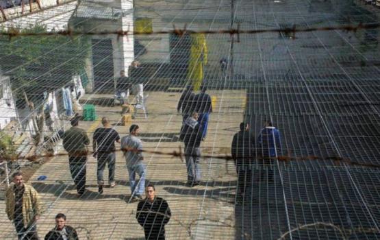 هيئة الأسرى: قوات الاحتلال تعتدي بالضرب المبرح على ثلاثة أسرى أثناء اعتقالهم